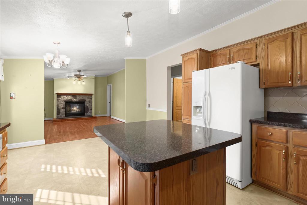 8006 FAIR BREEZE DRIVE
