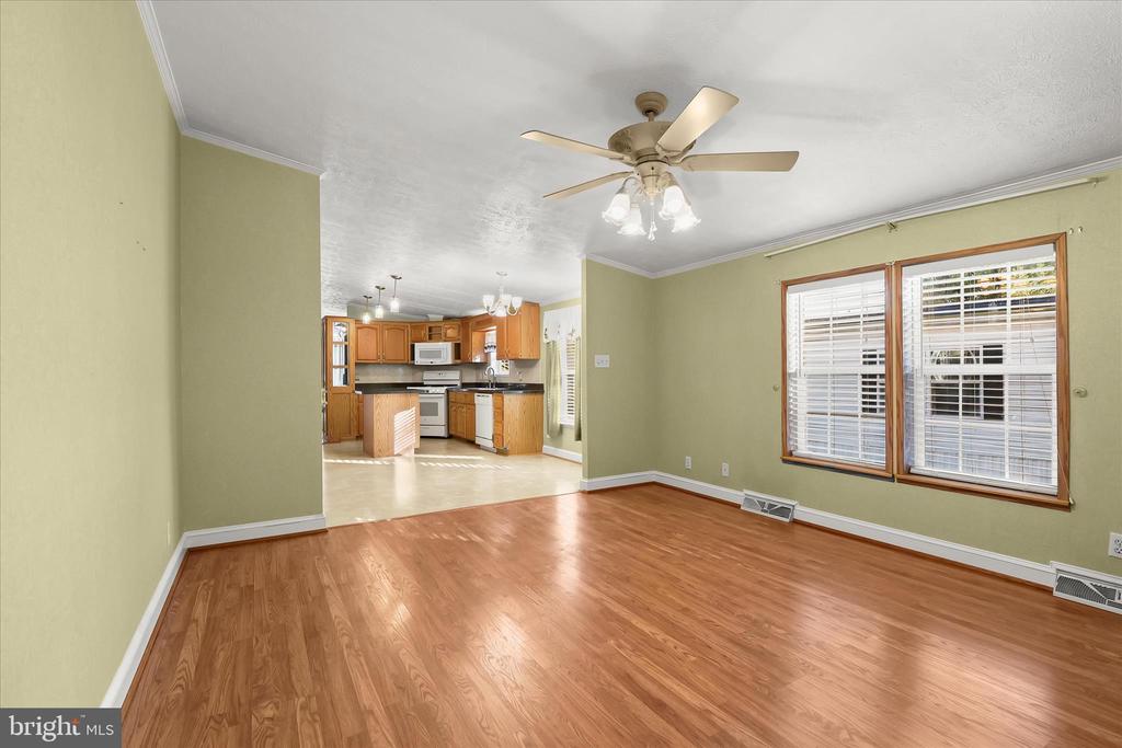 8006 FAIR BREEZE DRIVE