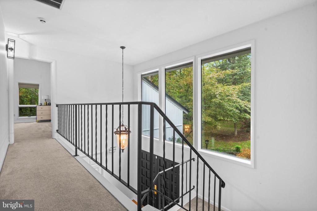 2023 HUNTCLIFF DRIVE