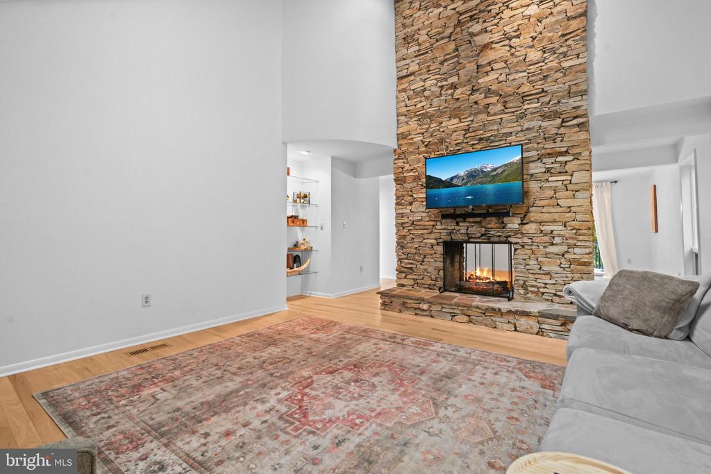 2023 HUNTCLIFF DRIVE
