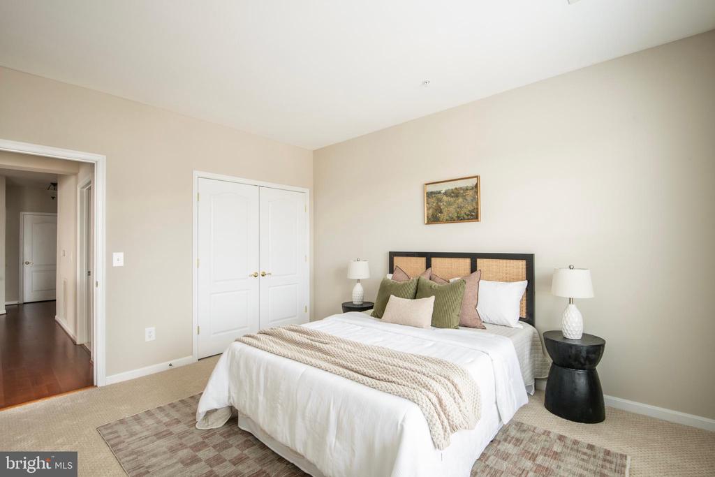 8605 WANDERING FOX TRAIL 303