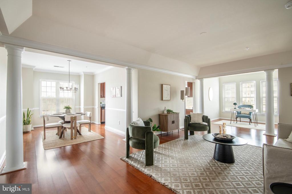 8605 WANDERING FOX TRAIL 303