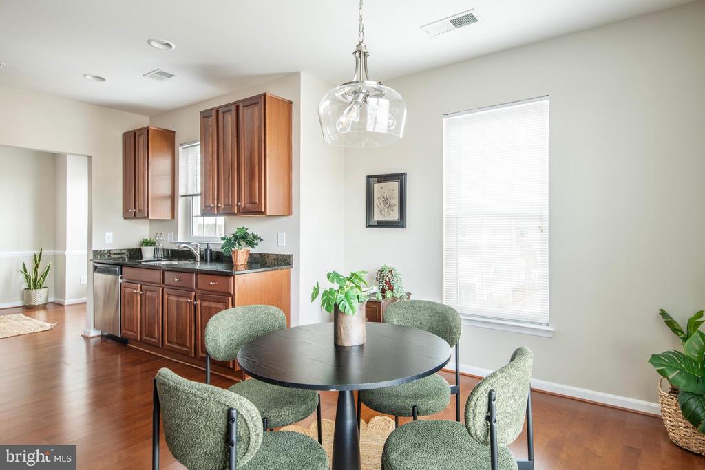 8605 WANDERING FOX TRAIL 303