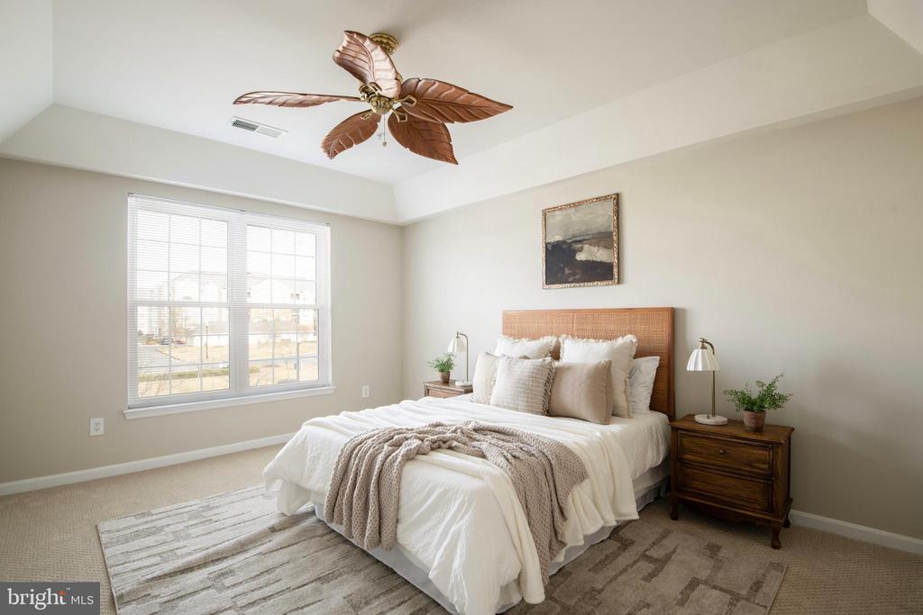 8605 WANDERING FOX TRAIL 303