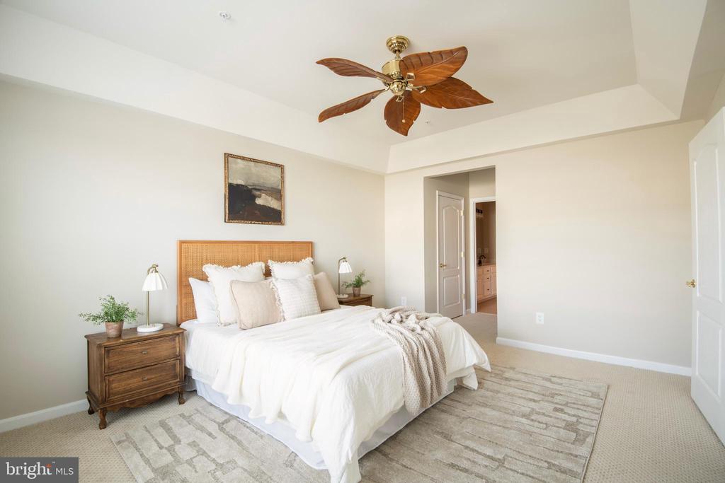 8605 WANDERING FOX TRAIL 303