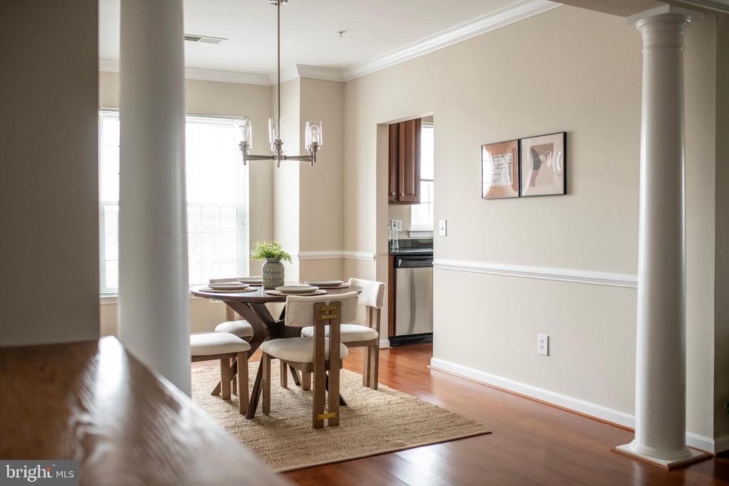 8605 WANDERING FOX TRAIL 303