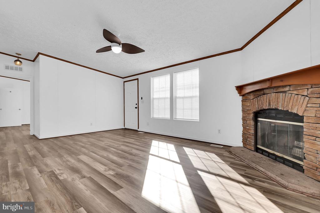 7810 CLARK ROAD D88
