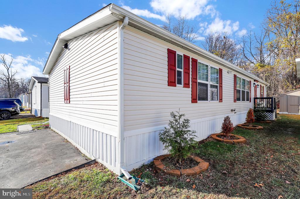 7810 CLARK ROAD D88