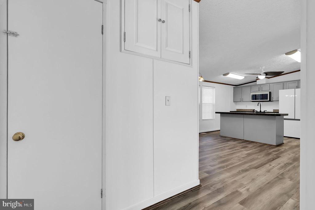 7810 CLARK ROAD D88