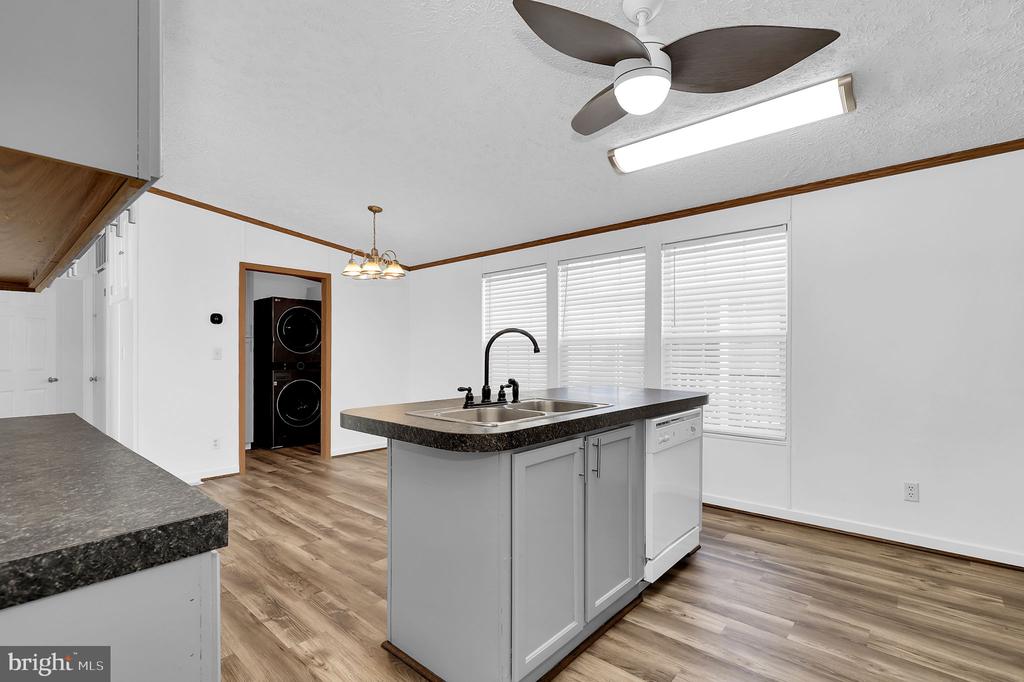 7810 CLARK ROAD D88