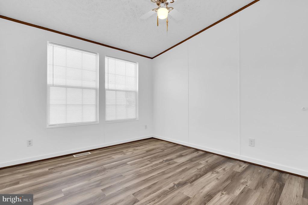 7810 CLARK ROAD D88