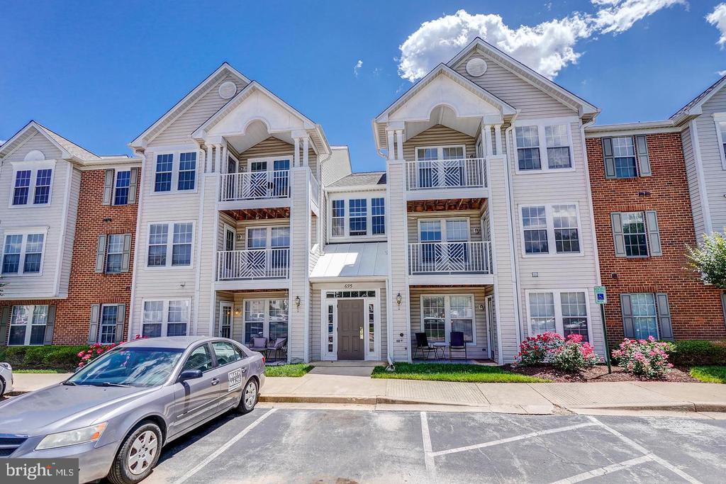 695 WINDING STREAM WAY 202