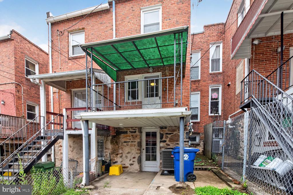 1405 W 37TH STREET