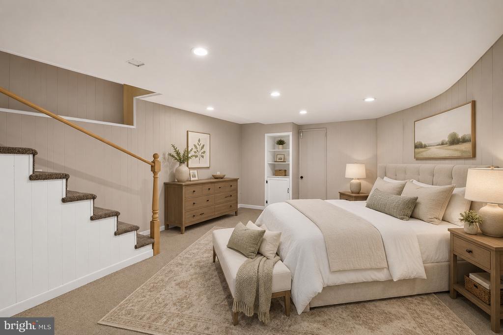 1405 W 37TH STREET