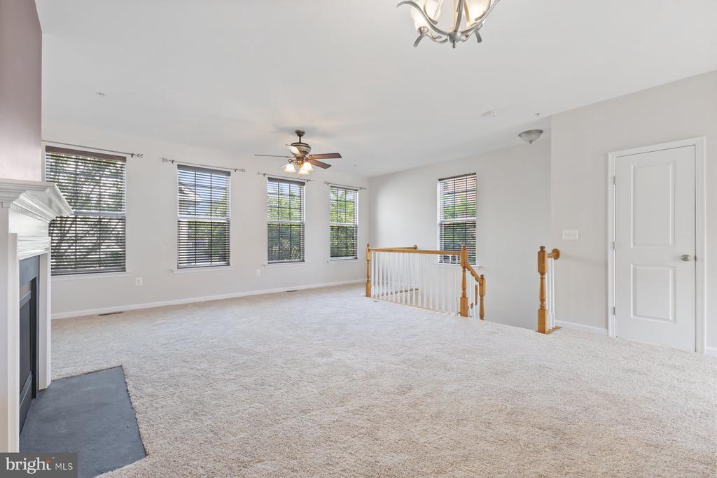 17 STEEPLECHASE DRIVE