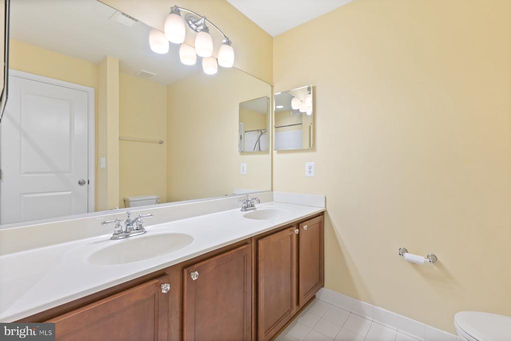 17 STEEPLECHASE DRIVE