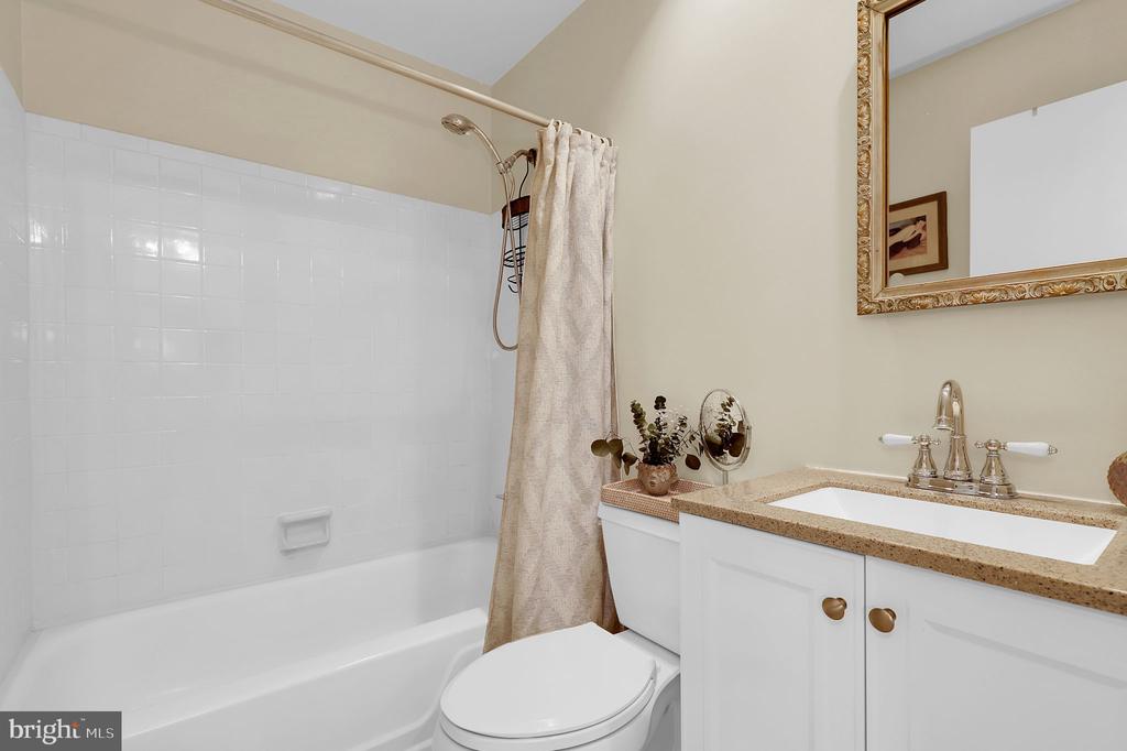 19316 FRENCHTON PLACE