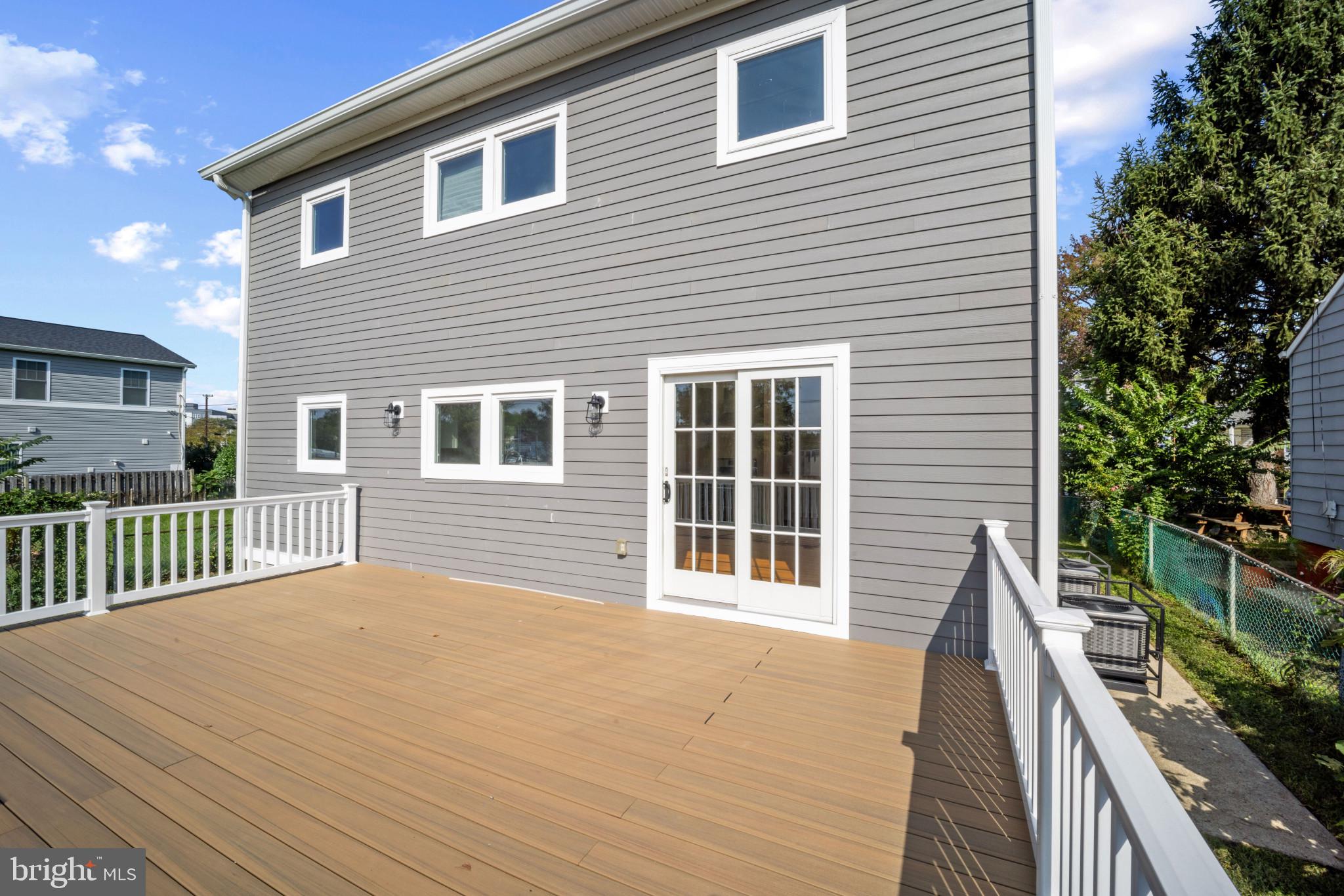 2807 JAMESTOWN ROAD