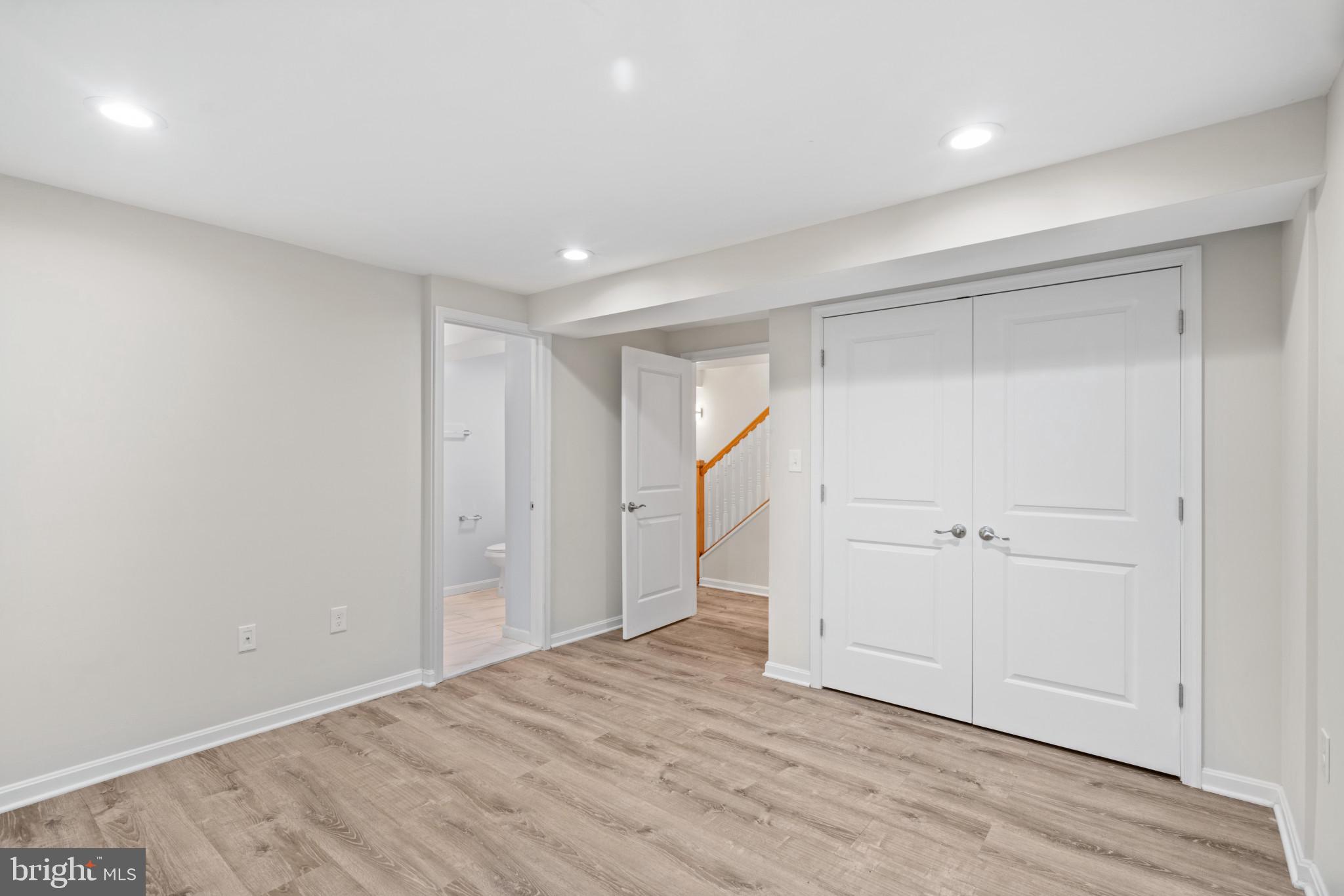 2807 JAMESTOWN ROAD