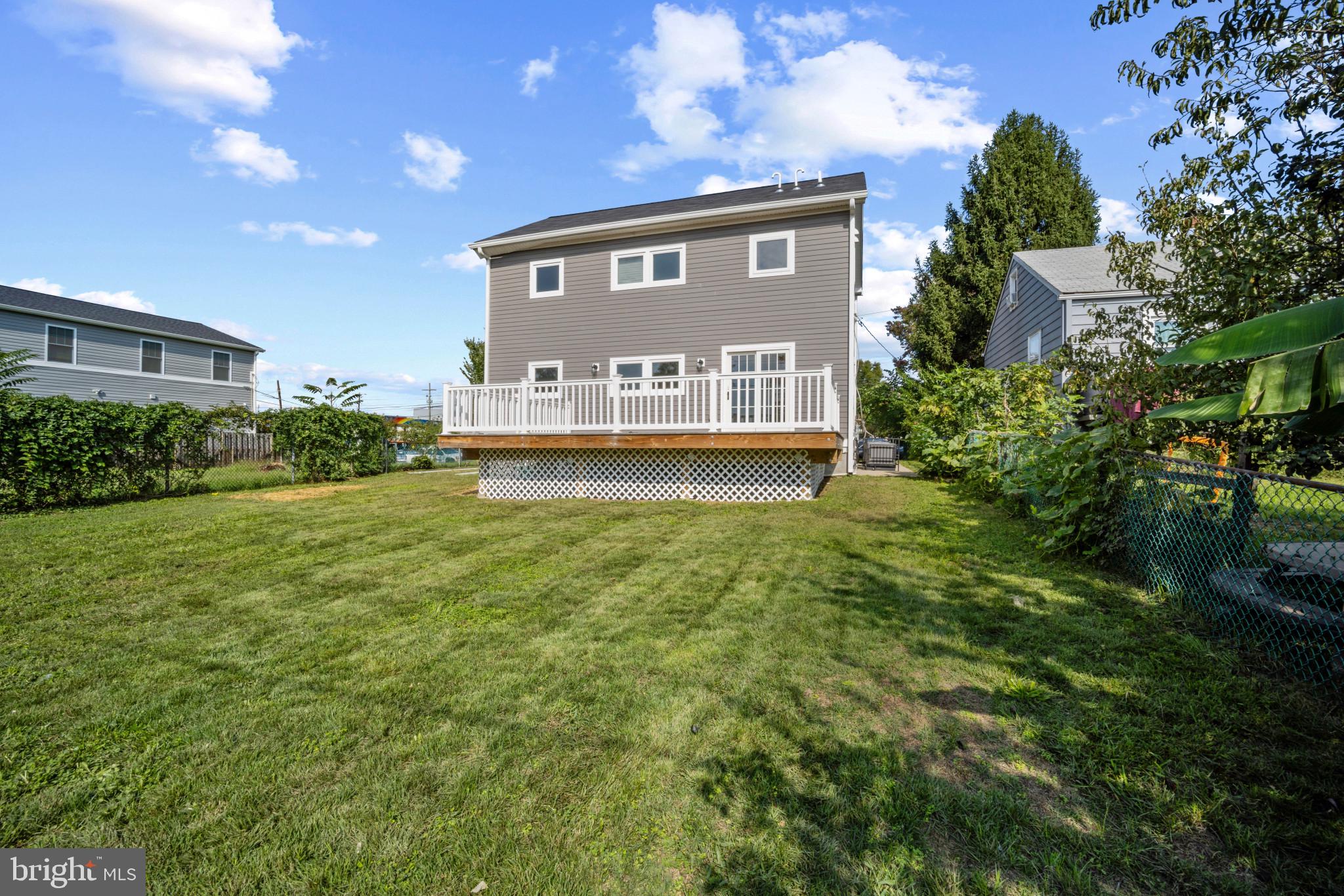 2807 JAMESTOWN ROAD