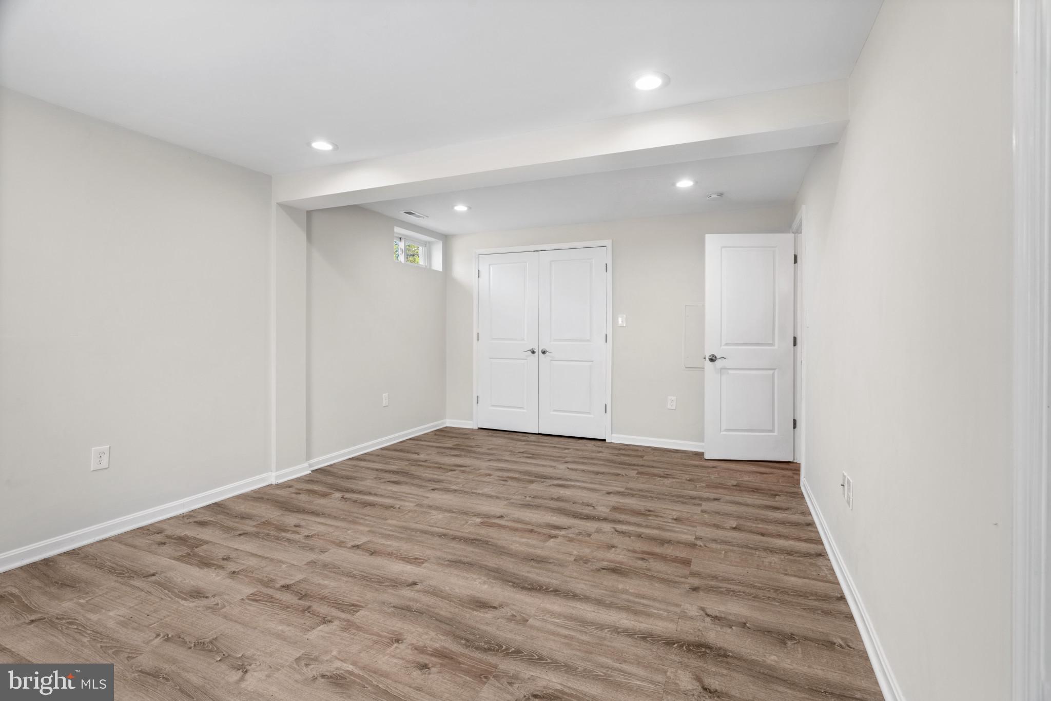 2807 JAMESTOWN ROAD