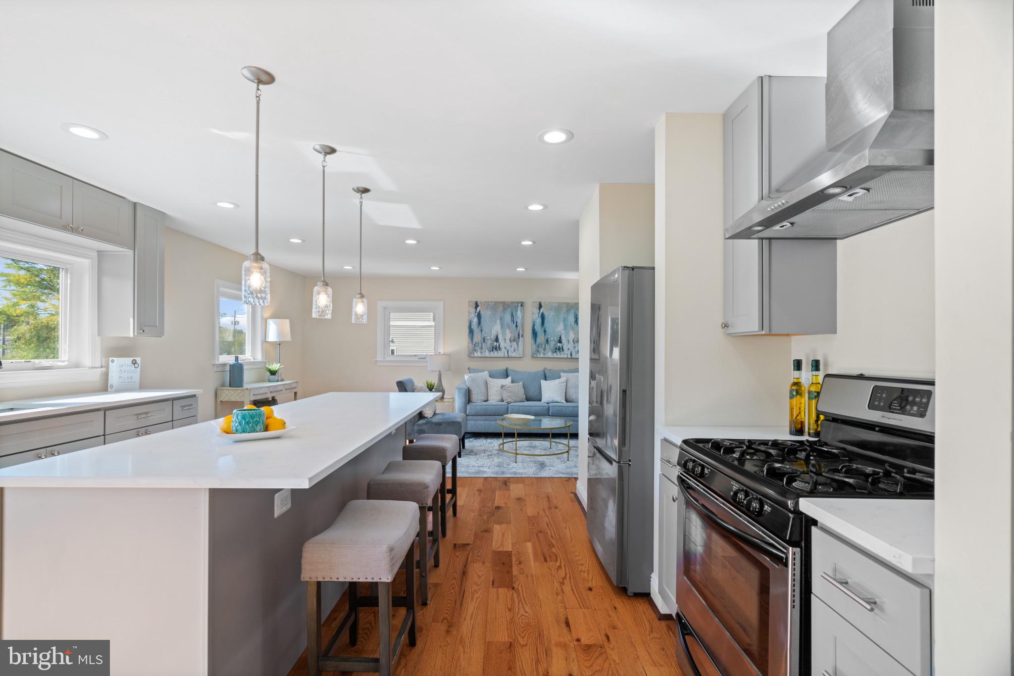 2807 JAMESTOWN ROAD