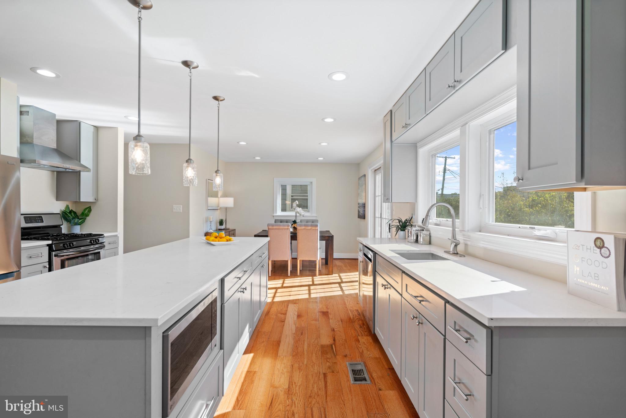 2807 JAMESTOWN ROAD