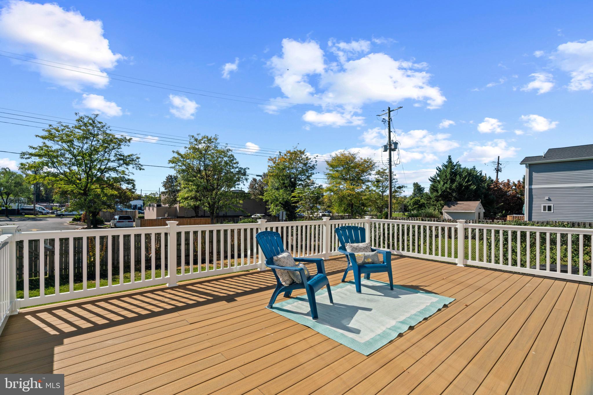 2807 JAMESTOWN ROAD