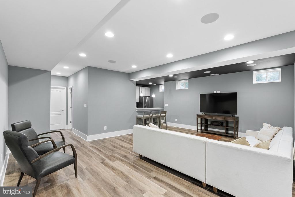 8 RAMSDELL COURT