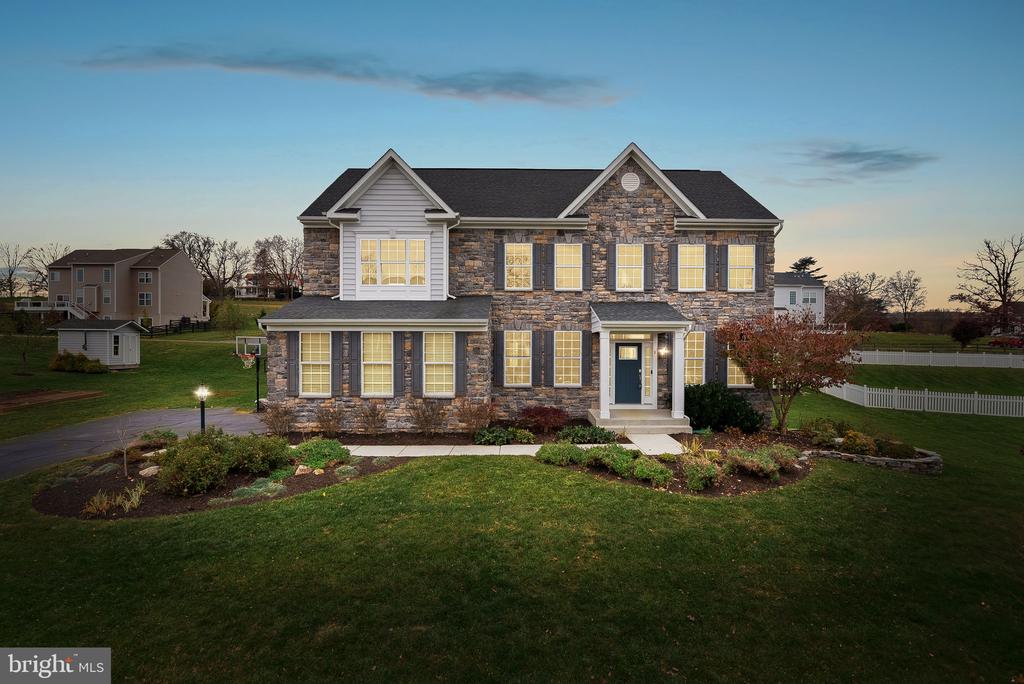 8 RAMSDELL COURT