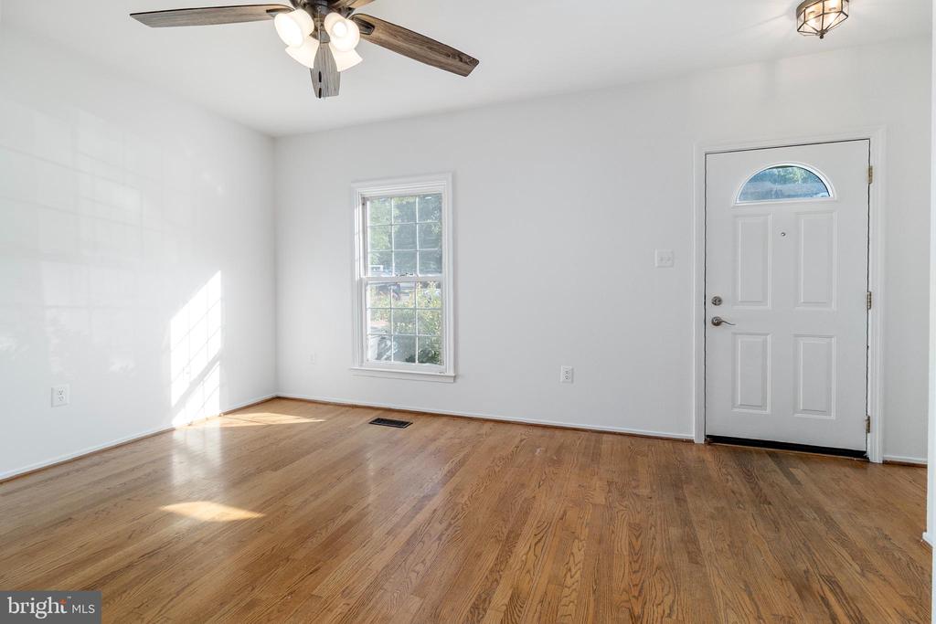 12115 PRESIDIO WAY