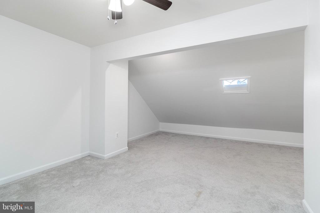 12115 PRESIDIO WAY