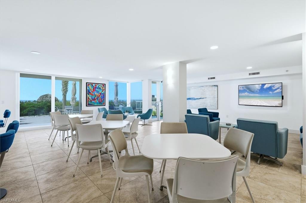 2425 Gulf Of Mexico DR 6D