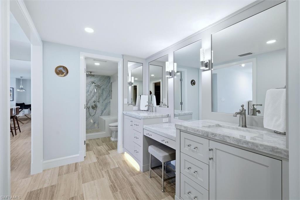 2425 Gulf Of Mexico DR 6D