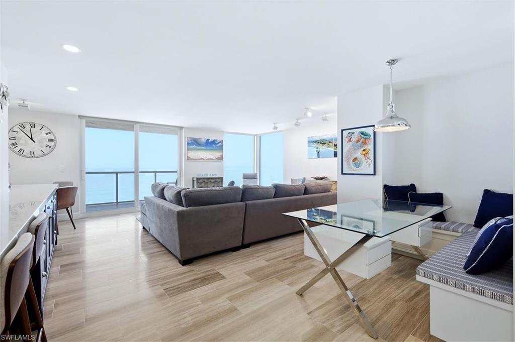 2425 Gulf Of Mexico DR 6D