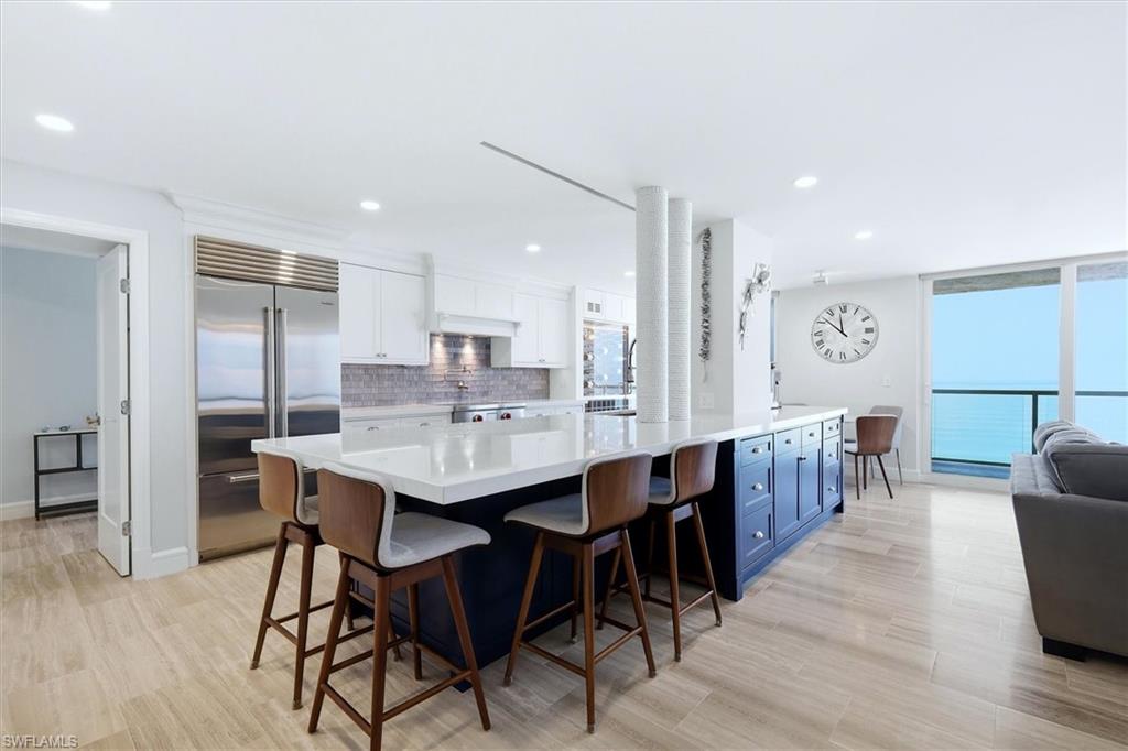 2425 Gulf Of Mexico DR 6D