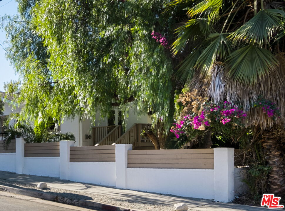 705 Tularosa Dr