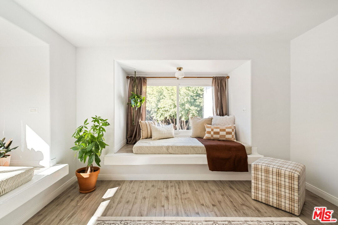 705 Tularosa Dr