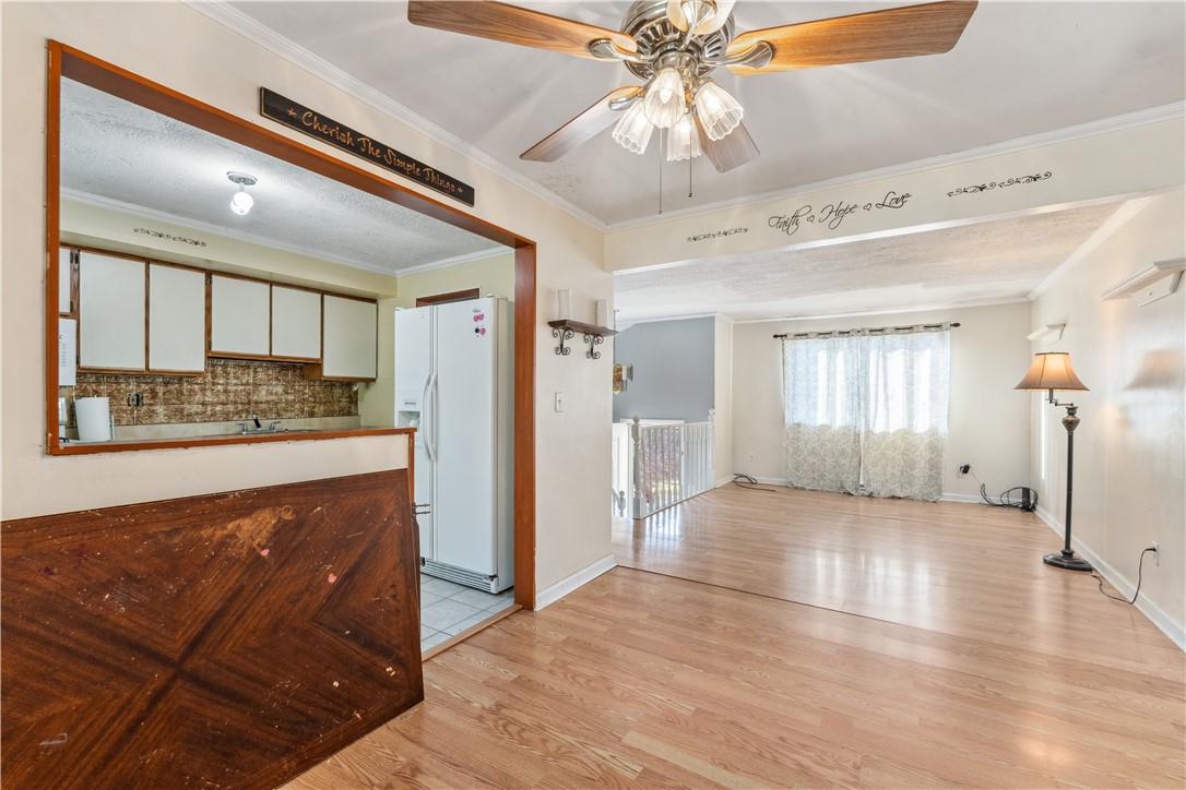392 Seminole Ave
