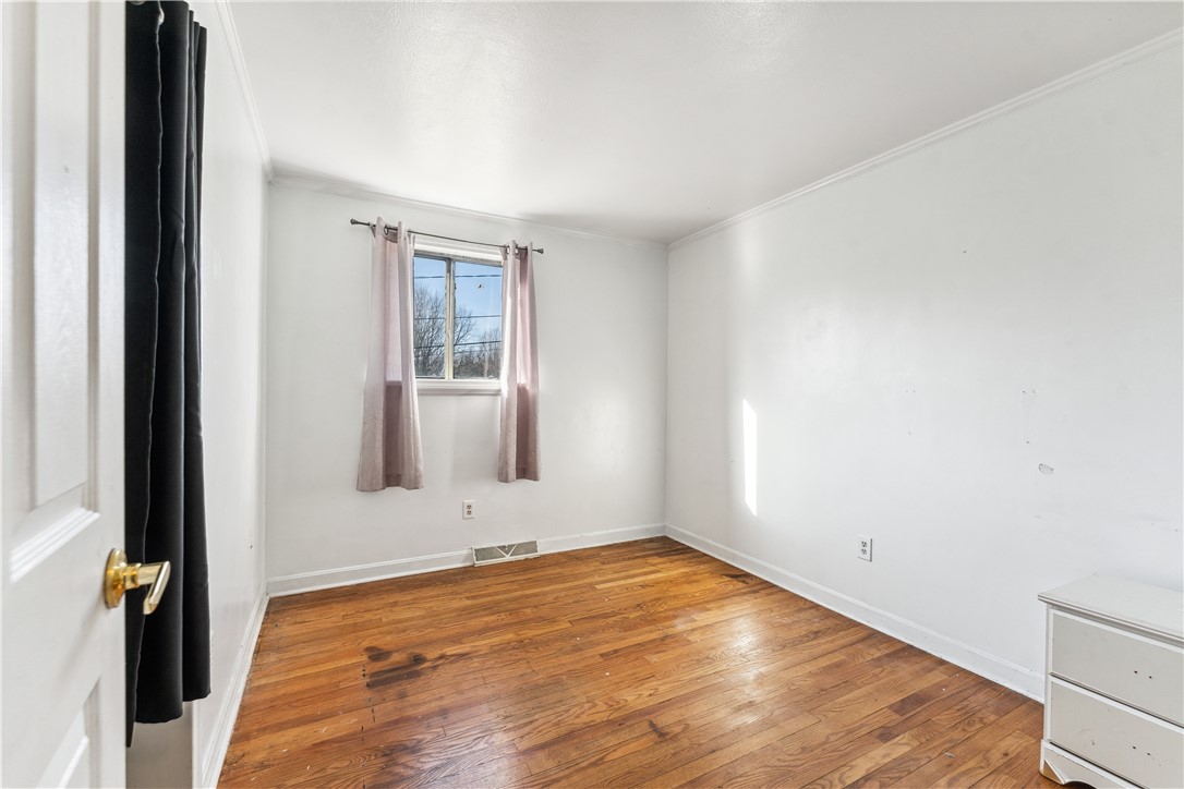 392 Seminole Ave