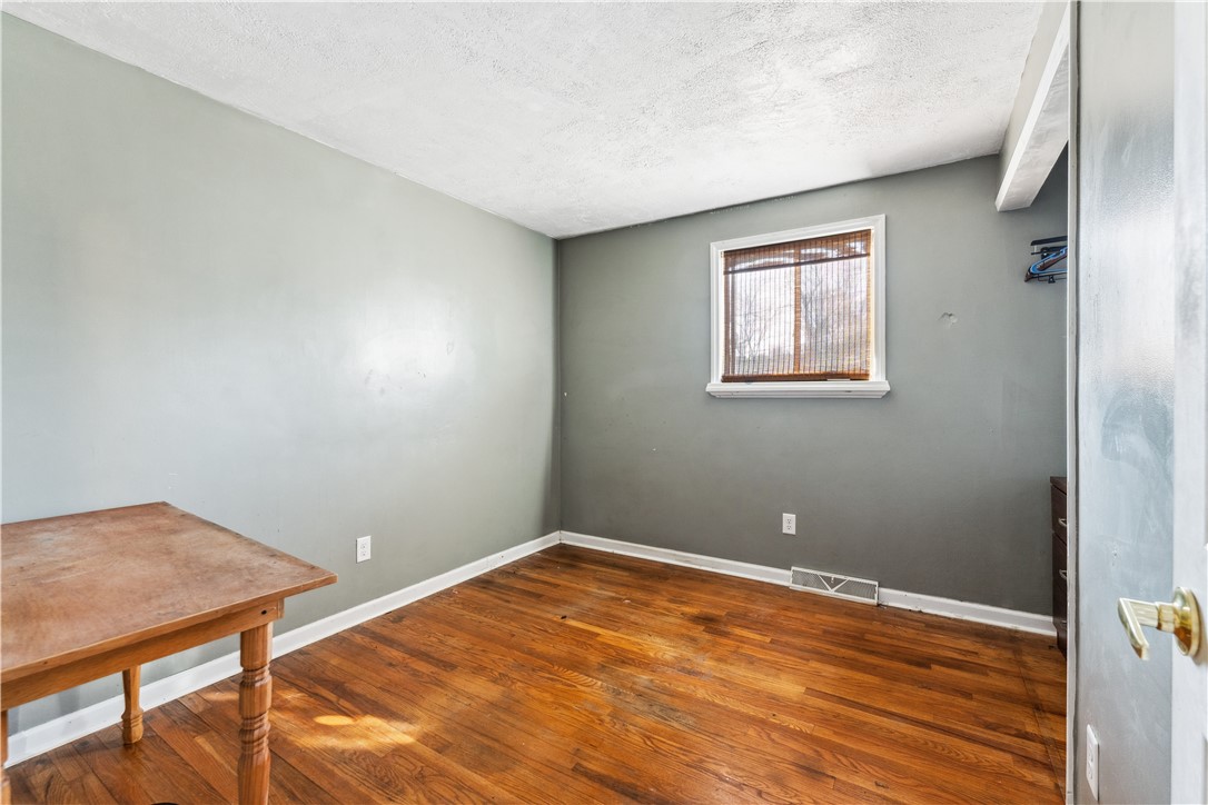 392 Seminole Ave