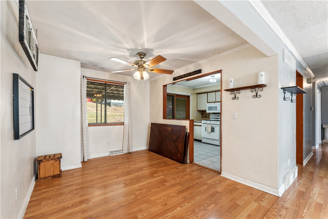 392 Seminole Ave