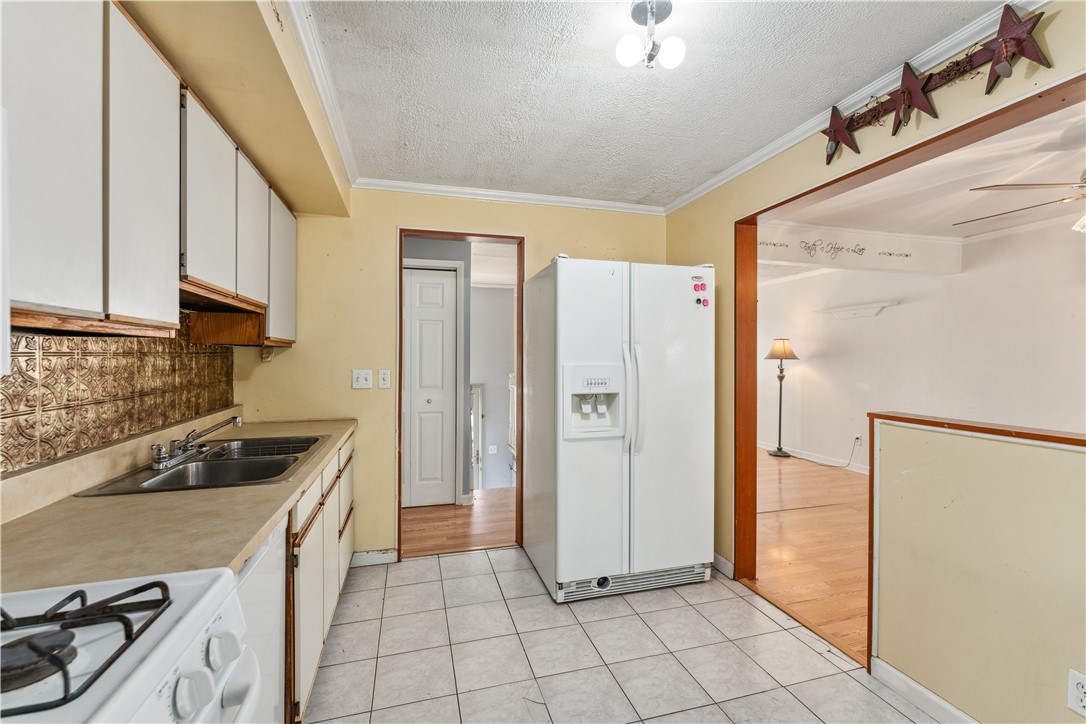 392 Seminole Ave