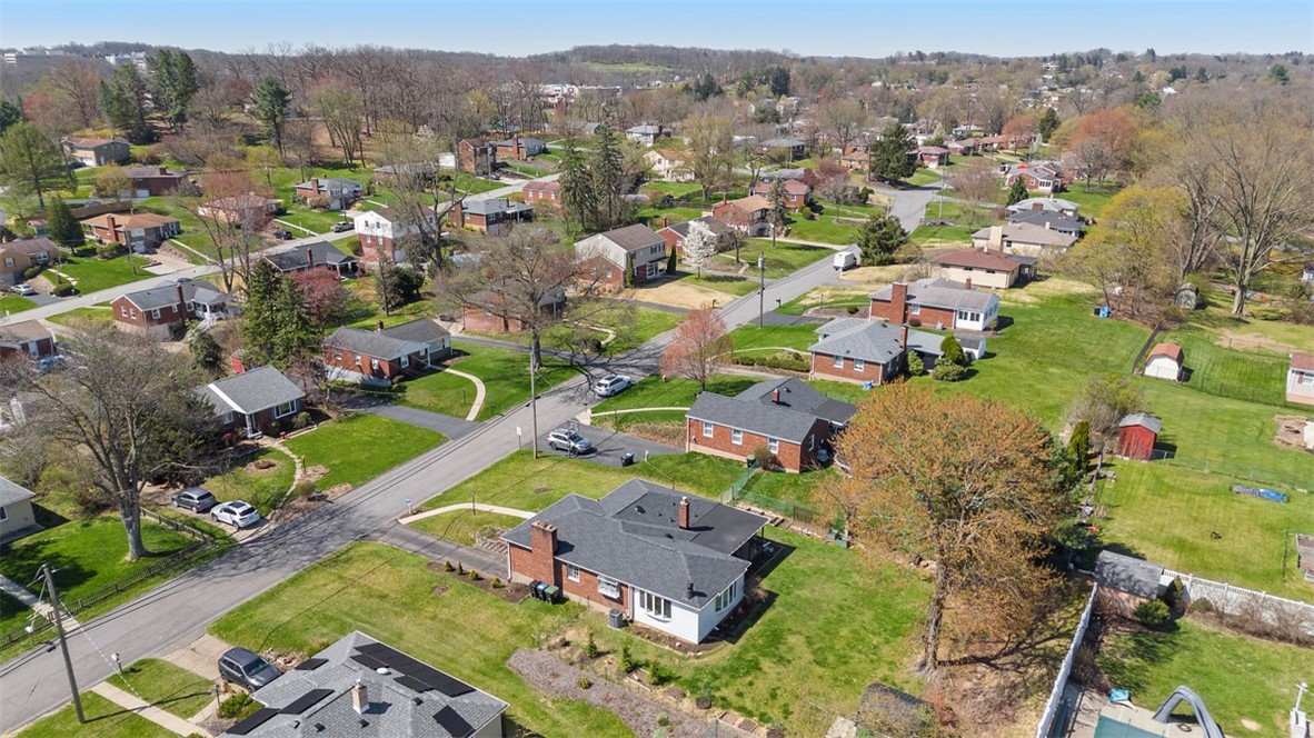 951 Rosalind Rd