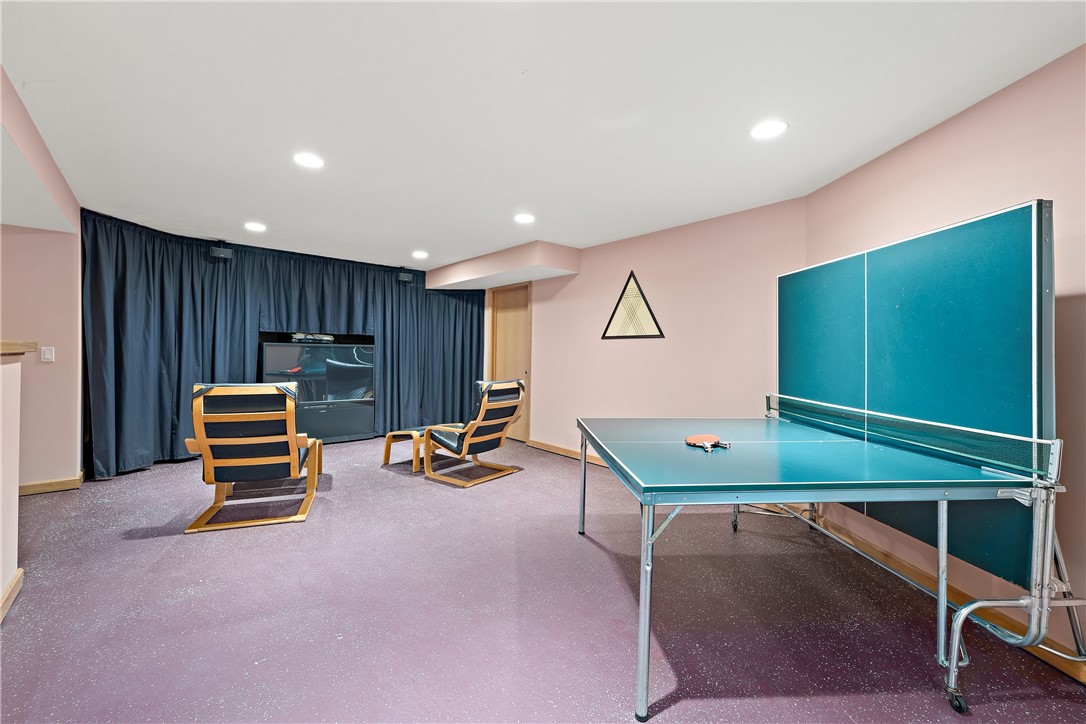 49 Babcock Rd