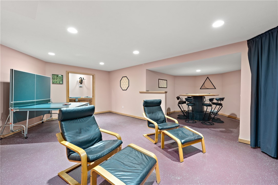 49 Babcock Rd