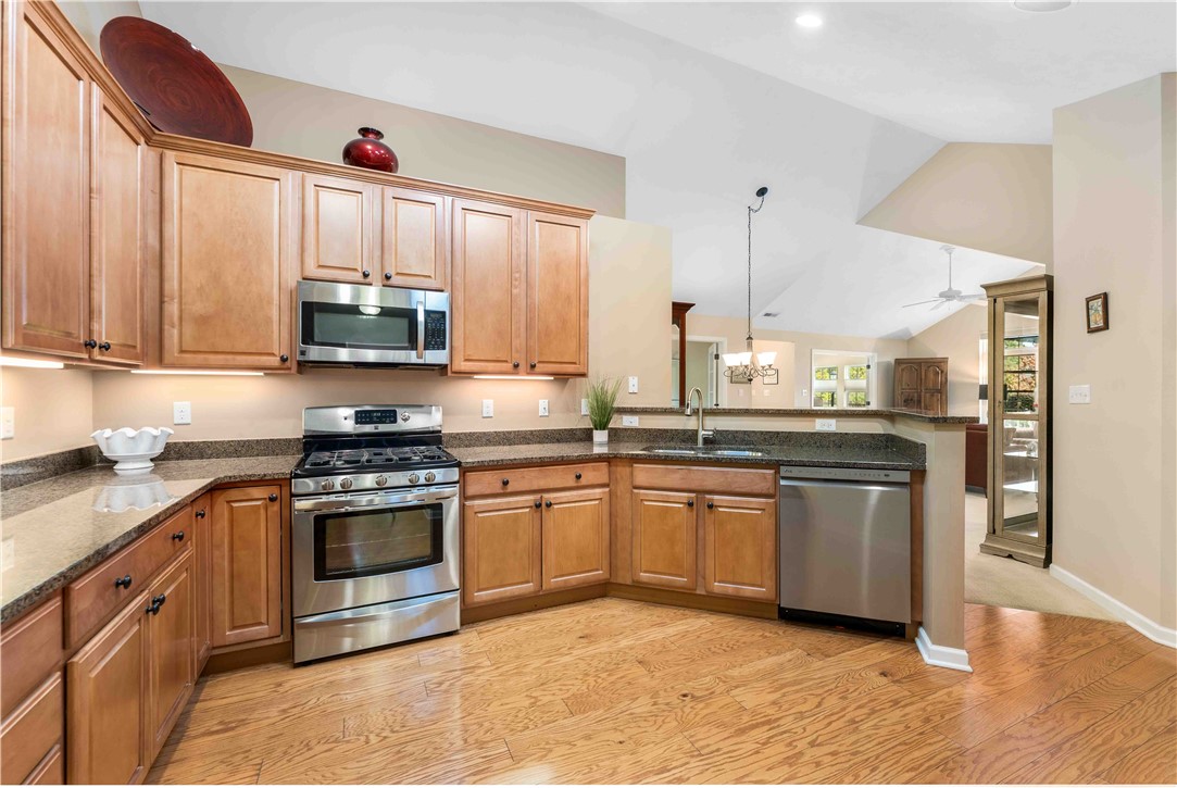 2041 Twickerham Lane