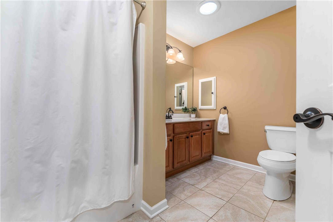 2041 Twickerham Lane