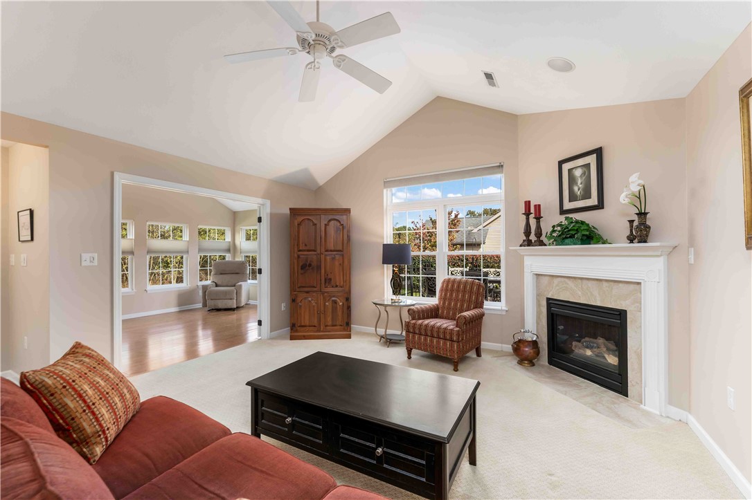 2041 Twickerham Lane