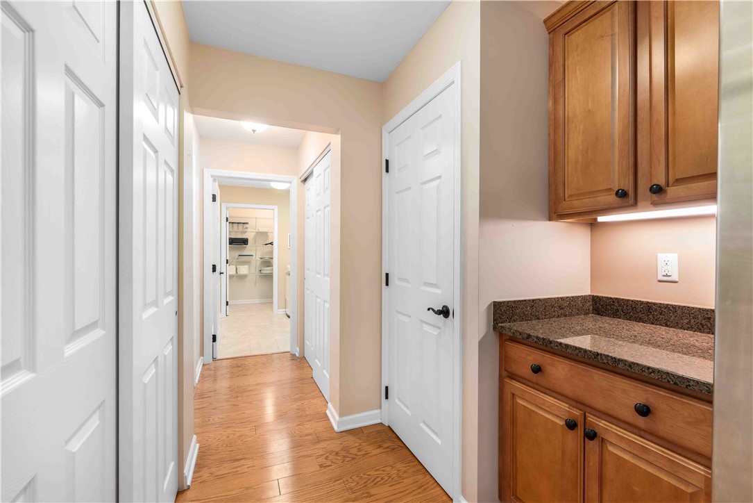 2041 Twickerham Lane